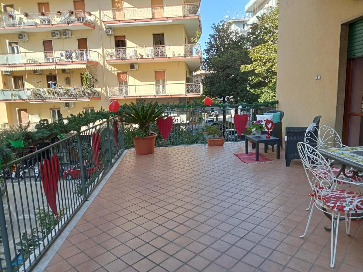 La Terrazza Di Monica & Teresa Portici Exterior foto