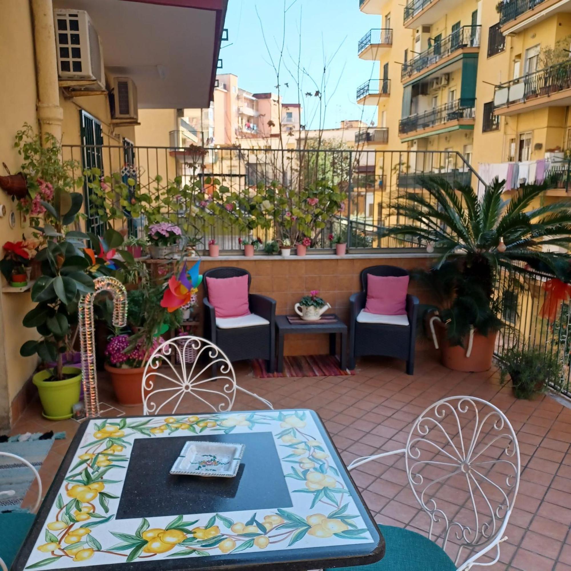 La Terrazza Di Monica & Teresa Portici Exterior foto